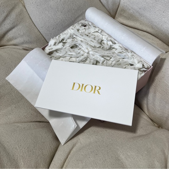 BRAND NEW Empty DIOR Gift Box - Picture 3 of 5